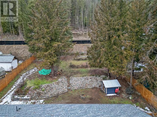 5167 Sunnybrae Canoe Point Road, House detached with 4 bedrooms, 2 bathrooms and 6 parking in Columbia Shuswap C BC | Image 7