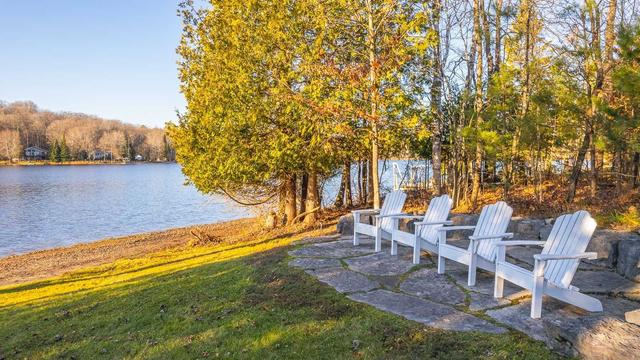 2531 Kashagawigamog Lake Rd, House detached with 4 bedrooms, 2 bathrooms and 9 parking in Minden Hills ON | Image 31