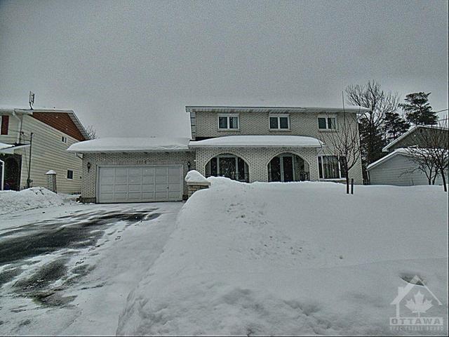 1116 Normandy Crescent, House detached with 4 bedrooms, 3 bathrooms and 8 parking in Ottawa ON | Image 1