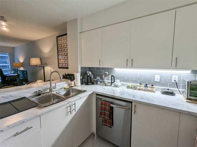 1001 - 7 Carlton St, Condo with 1 bedrooms, 1 bathrooms and 0 parking in Toronto ON | Image 10