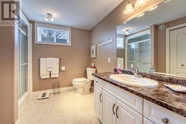 240 Augusta Boulevard, House detached with 3 bedrooms, 3 bathrooms and null parking in Sarnia ON | Image 36