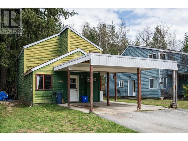 140 Greely Crescent, House detached with 3 bedrooms, 2 bathrooms and 4 parking in Revelstoke BC | Image 1