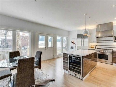 219 Willow Ave, House detached with 4 bedrooms, 5 bathrooms and 2 parking in Toronto ON | Image 6