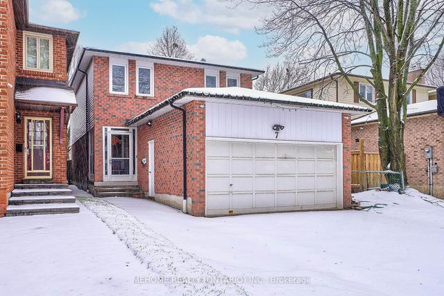 7 Bishop Cres, House detached with 3 bedrooms, 4 bathrooms and 6 parking in Markham ON | Image 12