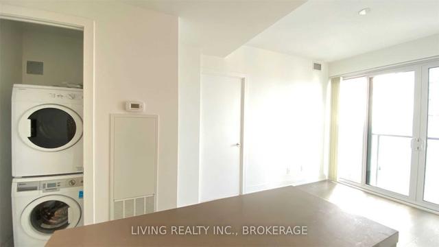 5101 - 7 Grenville St, Condo with 2 bedrooms, 2 bathrooms and 0 parking in Toronto ON | Image 4