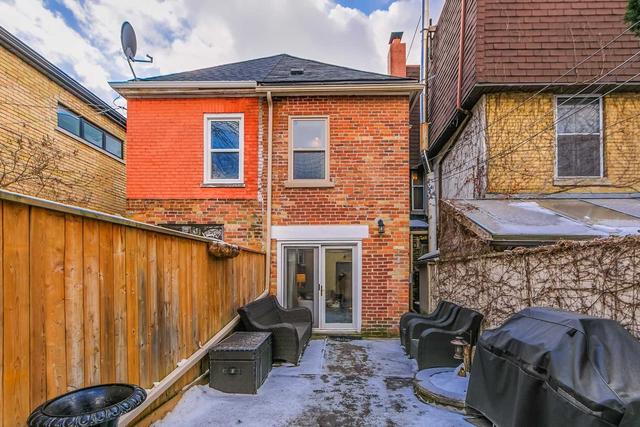 16 Salisbury Ave, House attached with 3 bedrooms, 1 bathrooms and 1 parking in Toronto ON | Image 20