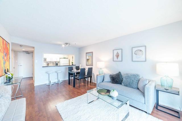 803 - 725 King St W, Condo with 2 bedrooms, 1 bathrooms and 1 parking in Toronto ON | Image 28