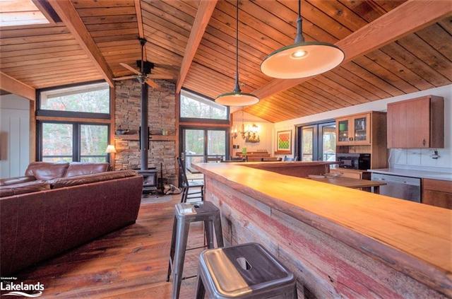 10352 Georgian Bay Shore, House detached with 3 bedrooms, 2 bathrooms and null parking in Georgian Bay ON | Image 7