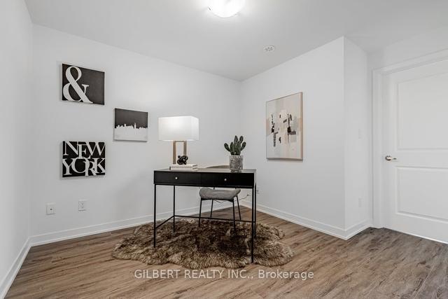 8 - 14 Marquette Ave, Townhouse with 3 bedrooms, 2 bathrooms and 1 parking in Toronto ON | Image 7