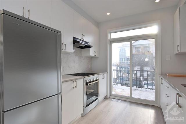738 Chromite Private, Townhouse with 2 bedrooms, 2 bathrooms and 2 parking in Ottawa ON | Image 7