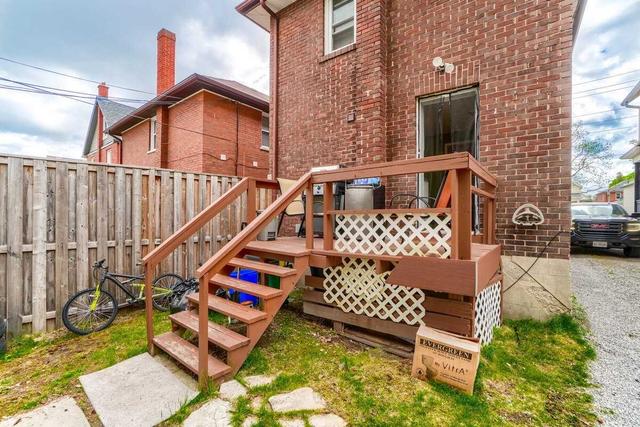 132 Adelaide East Ave, House detached with 3 bedrooms, 1 bathrooms and 4 parking in Oshawa ON | Image 25
