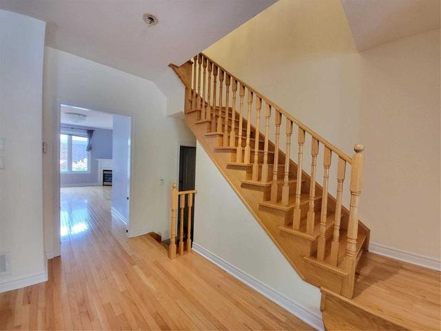 19 Williams St, House attached with 3 bedrooms, 4 bathrooms and 3 parking in Markham ON | Image 7