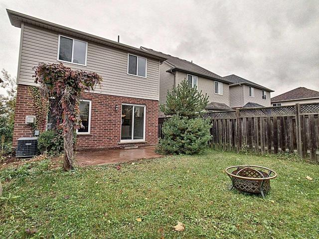872 Sandcherry St, House detached with 3 bedrooms, 3 bathrooms and 2 parking in London ON | Image 3