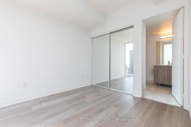 2208 - 158 Front St E, Condo with 2 bedrooms, 2 bathrooms and 1 parking in Toronto ON | Image 8