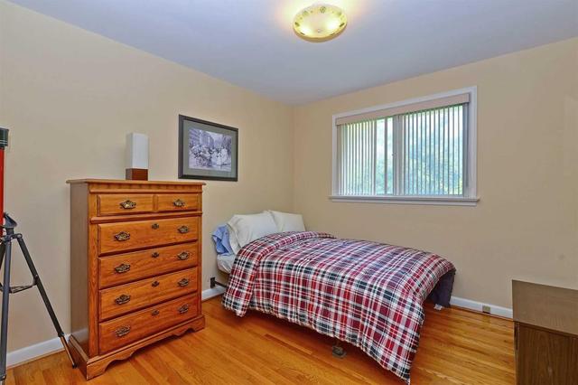 36 Exeter Rd, House detached with 3 bedrooms, 2 bathrooms and 3 parking in Ajax ON | Image 11