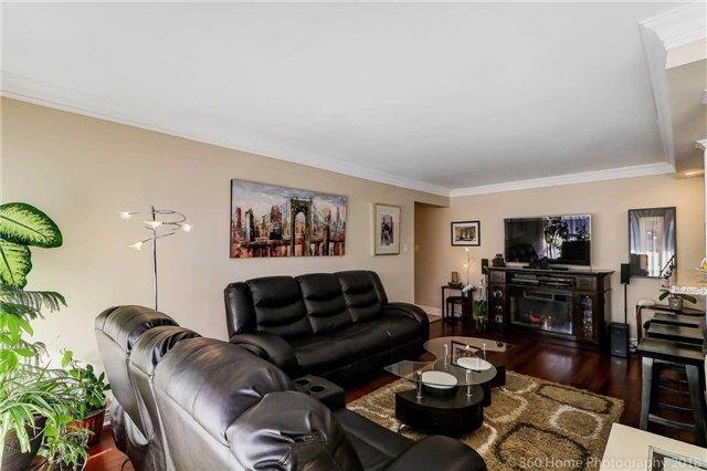 307 - 1801 O'connor Dr, Condo with 4 bedrooms, 2 bathrooms and 1 parking in Toronto ON | Image 9