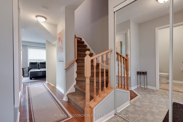 46 Coleman Dr, House attached with 2 bedrooms, 2 bathrooms and 3 parking in Barrie ON | Image 34