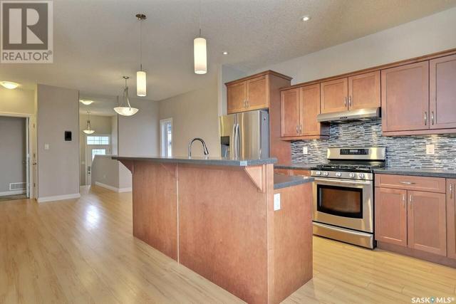 8942 Herman Crescent, House detached with 3 bedrooms, 3 bathrooms and null parking in Regina SK | Image 5