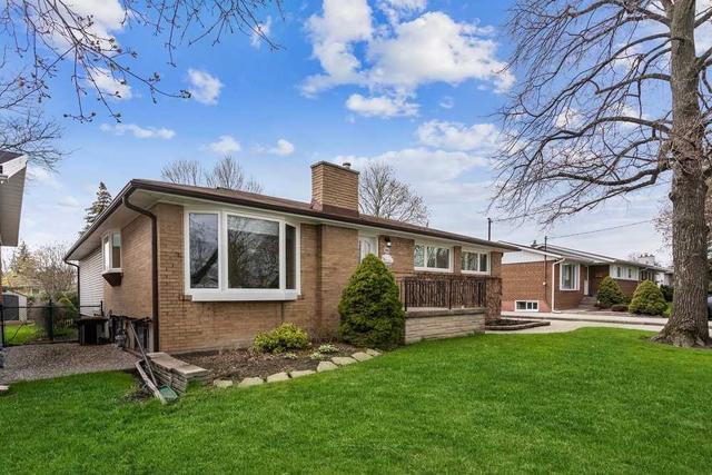 865 Mississauga Valley Blvd, House detached with 3 bedrooms, 2 bathrooms and 5 parking in Mississauga ON | Image 12