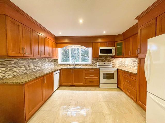 20 Ravensbourne Cres, House detached with 3 bedrooms, 4 bathrooms and 4 parking in Toronto ON | Image 17