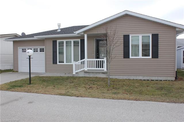 310 - 5700 Blackwell Sideroad, House detached with 2 bedrooms, 1 bathrooms and null parking in Sarnia ON | Image 6