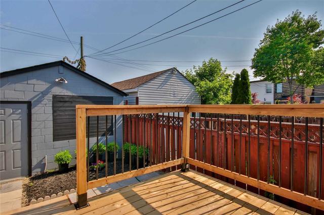 127 Ascot Ave, House attached with 3 bedrooms, 3 bathrooms and 1 parking in Toronto ON | Image 18