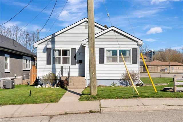 3 Elliott Avenue, House detached with 2 bedrooms, 1 bathrooms and 5 parking in Brantford ON | Image 12