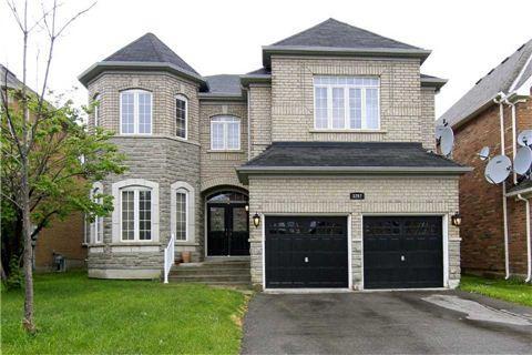 3297 Topeka Dr, House detached with 5 bedrooms, 4 bathrooms and 2 parking in Mississauga ON | Image 1