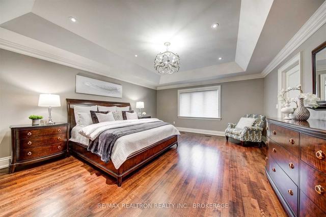 28 Duncairn Dr, House detached with 4 bedrooms, 5 bathrooms and 5 parking in Toronto ON | Image 17