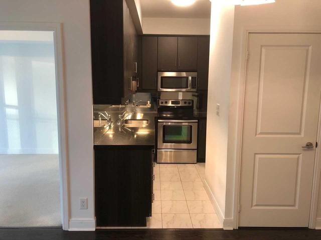 2102 - 50 Absolute Ave, Condo with 2 bedrooms, 2 bathrooms and 1 parking in Mississauga ON | Image 4