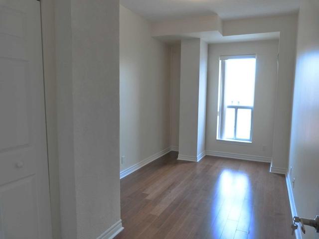 405 - 11 Christie St E, Condo with 2 bedrooms, 1 bathrooms and 1 parking in Toronto ON | Image 3