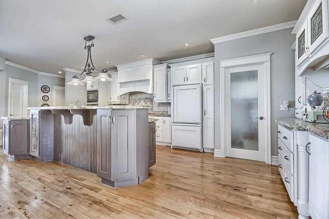 926 Townline Rd, House detached with 4 bedrooms, 7 bathrooms and 52 parking in Scugog ON | Image 2
