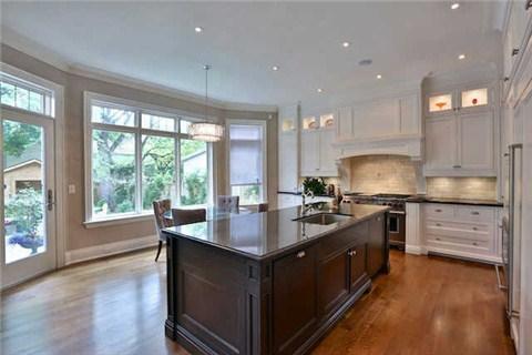 165 Dinnick Cres, House detached with 4 bedrooms, 6 bathrooms and 6 parking in Toronto ON | Image 8