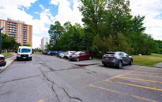1312 - 10 Tapscott Rd, Condo with 1 bedrooms, 1 bathrooms and 1 parking in Toronto ON | Image 13