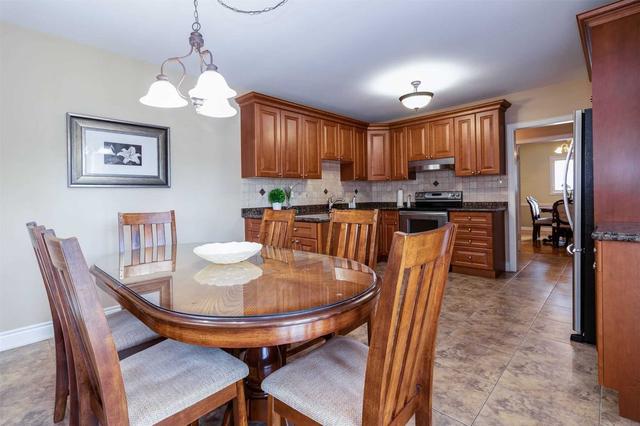 441 Greenock Dr, House detached with 3 bedrooms, 3 bathrooms and 2 parking in Vaughan ON | Image 4