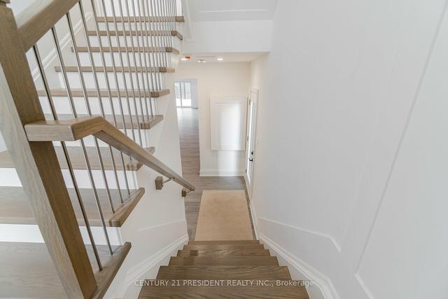 35 St Gaspar Crt, House semidetached with 3 bedrooms, 4 bathrooms and 3 parking in Toronto ON | Image 25