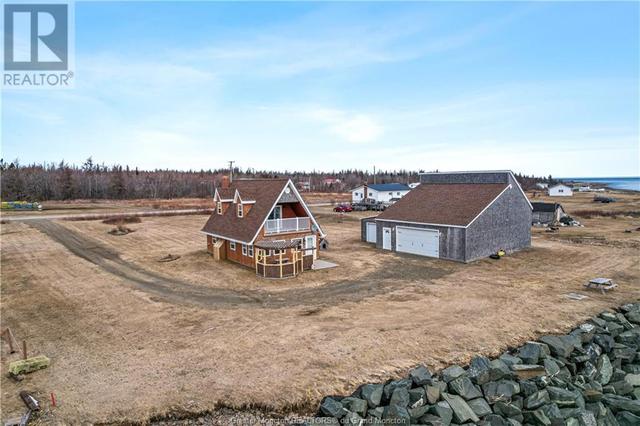 40 Robichaud Rd, House detached with 2 bedrooms, 1 bathrooms and null parking in Carleton NB | Image 12