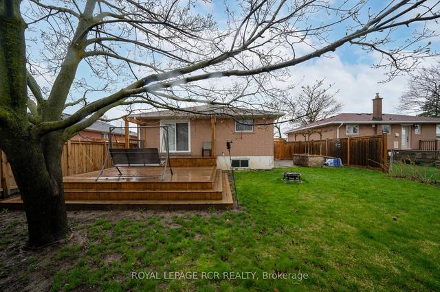 6 Ridgetop Ave, House detached with 3 bedrooms, 3 bathrooms and 4 parking in Brampton ON | Image 30
