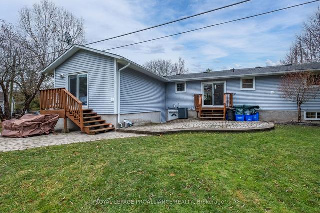 659 Aylmer Cres, House detached with 4 bedrooms, 3 bathrooms and 4 parking in Kingston ON | Image 36