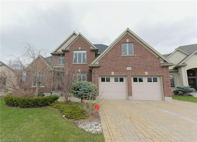 3295 Mclauchlan Court, House detached with 4 bedrooms, 2 bathrooms and 4 parking in London ON | Image 2