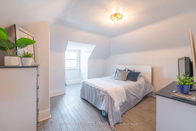 741 Third Ave, House detached with 4 bedrooms, 1 bathrooms and 3 parking in Peterborough ON | Image 16