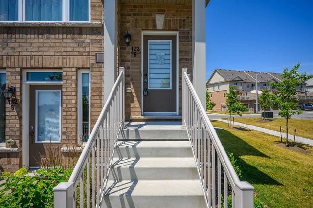 6 - 122 Watson Pkwy, Townhouse with 3 bedrooms, 3 bathrooms and 2 parking in Guelph ON | Image 18