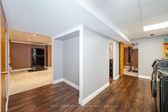 62 Terrace Dr, House detached with 4 bedrooms, 4 bathrooms and 6 parking in Hamilton ON | Image 30