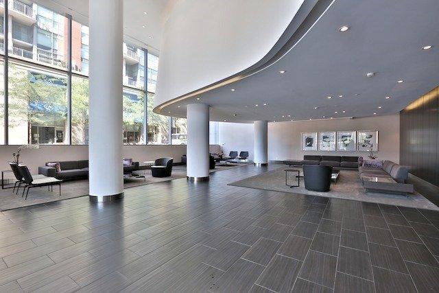 Th 409 - 1815 Yonge St, Condo with 2 bedrooms, 2 bathrooms and 1 parking in Toronto ON | Image 18
