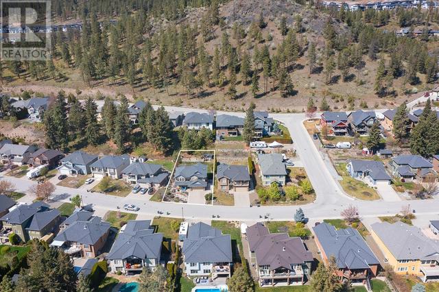 2406 Cobblestone Road, House detached with 5 bedrooms, 3 bathrooms and 2 parking in West Kelowna BC | Image 43