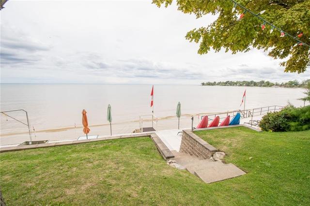 2586 Lakeshore Road, House detached with 2 bedrooms, 1 bathrooms and 4 parking in Haldimand County ON | Image 35