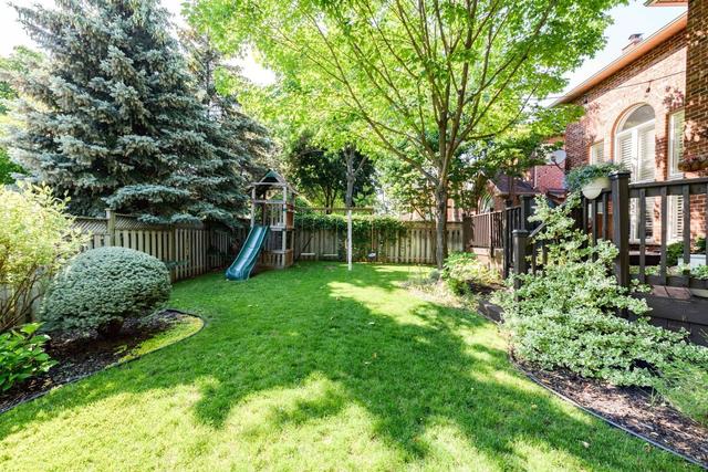 2176 North Ridge Tr, House detached with 4 bedrooms, 4 bathrooms and 4 parking in Oakville ON | Image 33