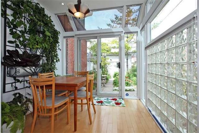 452 Montrose Ave, House detached with 2 bedrooms, 1 bathrooms and 1 parking in Toronto ON | Image 7