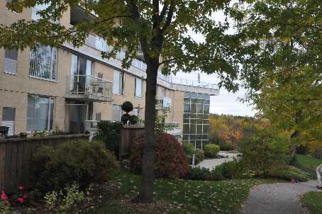 211 - 452 Scarborough Golf Clu Rd, Condo with 1 bedrooms, 1 bathrooms and 1 parking in Toronto ON | Image 9