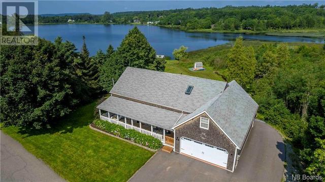 65 Cedar Grove Drive, House detached with 3 bedrooms, 2 bathrooms and null parking in Quispamsis NB | Image 1